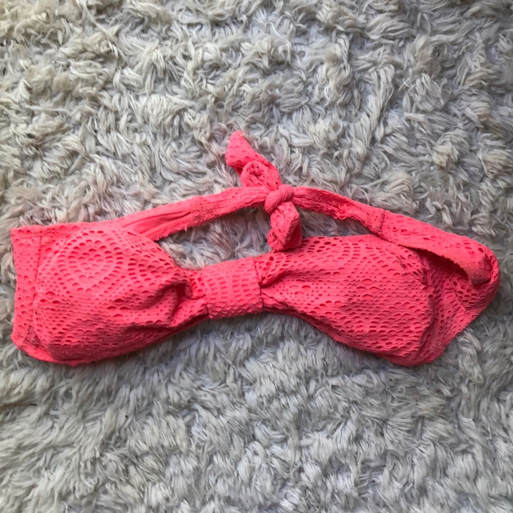Strapless bathing suit top